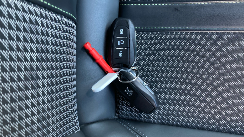 Peugeot 2008 1.2 PureTech 130 GT 5dr Petrol Estate